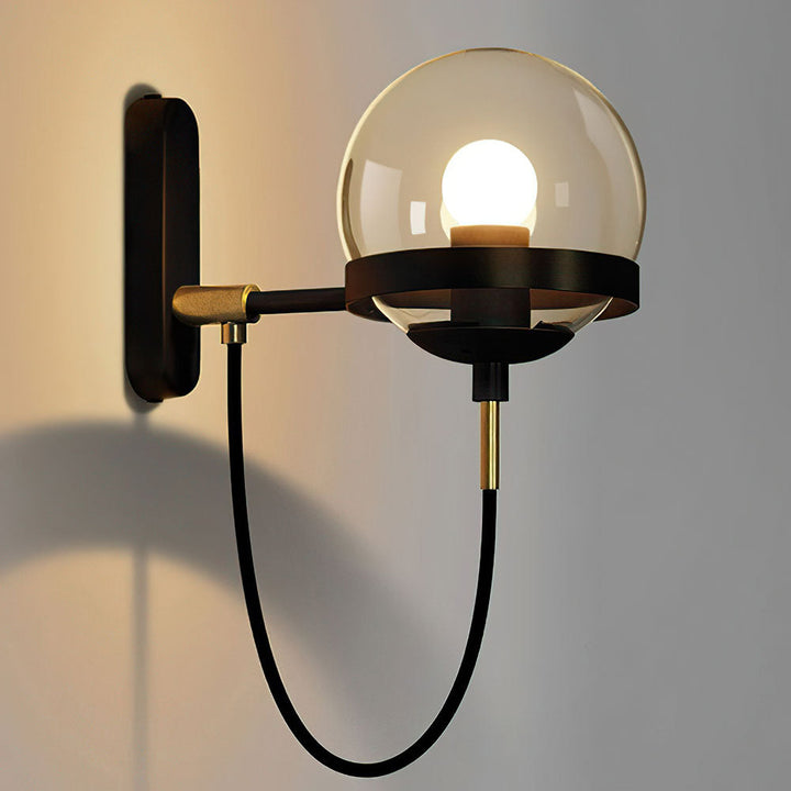 Einzigartige Glasball-Wandlampe | Karnz