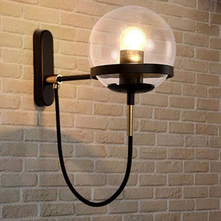 Einzigartige Glasball-Wandlampe | Karnz