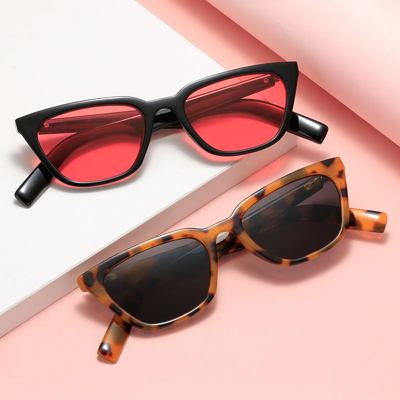 Damen Korrektionsbrille im modischen Cat-Eye-Stil Karnz