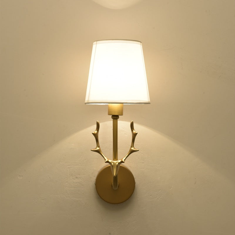 Geweih Wandleuchte