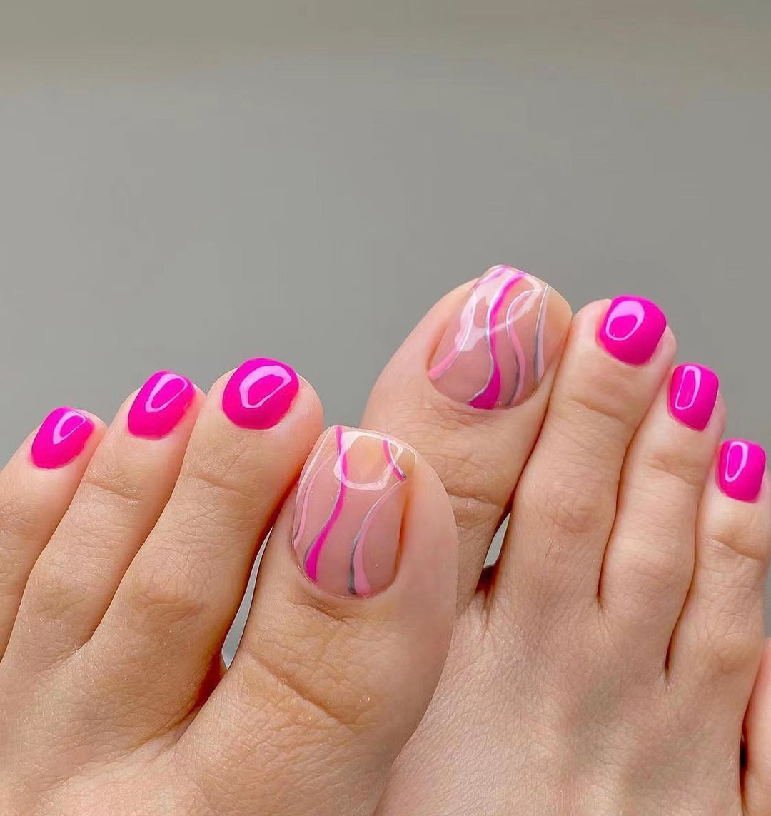 Kunstvolle Fußnagelgestaltung mit Göttlichem Schmetterlingsdesign Karnz