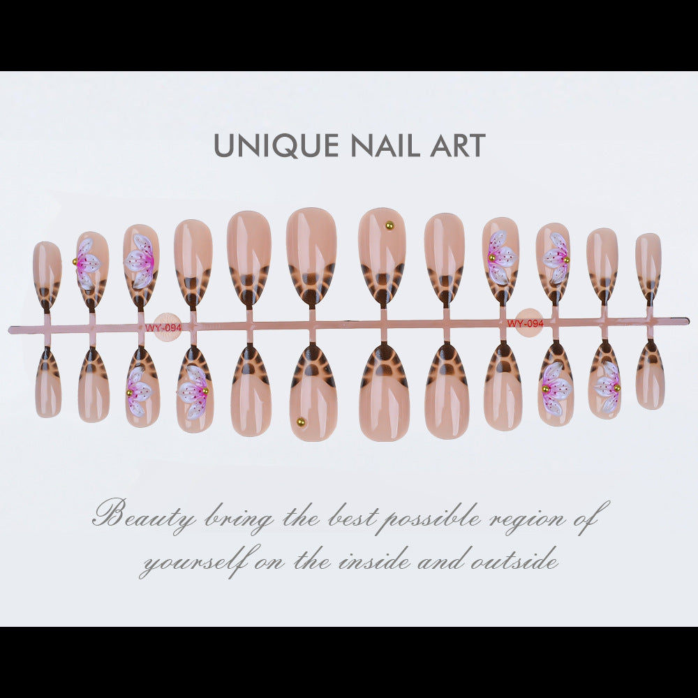 Press-On Nagelkunst Set Karnz