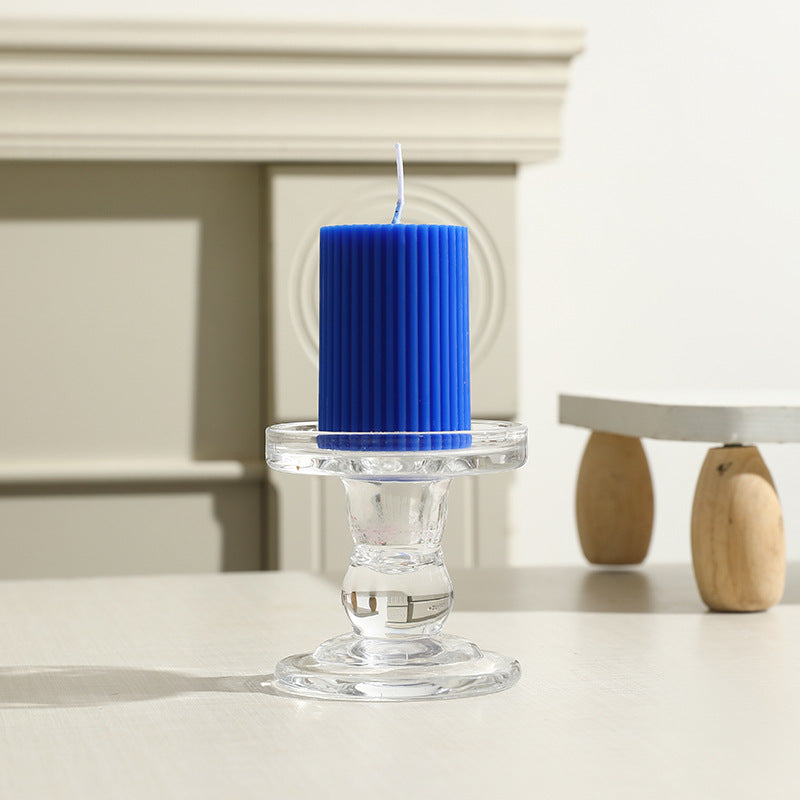 Ribbed Säulenpfeilerkerze mit Glasständerhalter
