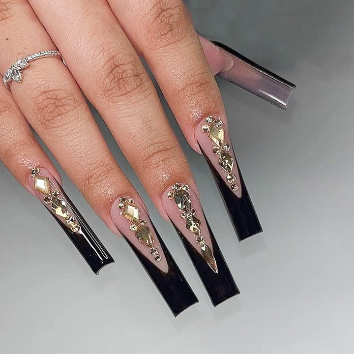 Glamouröse Stiletto Press-On Nägel mit Strass-Akzenten Karnz 1789085937