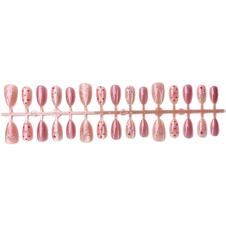 Dekorative Herz-verzierte Press-On Nagelset
