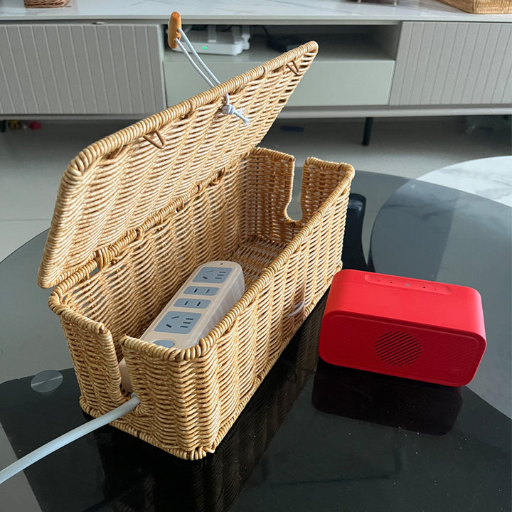 Dekorative Geflochtene Ladegerätestation Karnz