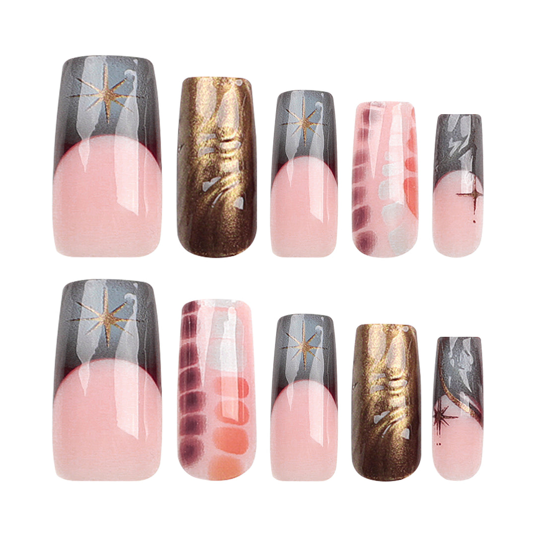 Künstliche Nagelverlängerungen mit elegantem floralem Design Karnz