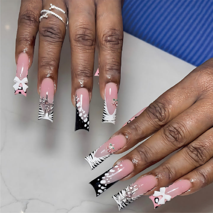 Künstlerische Stiletto Nagelkunst Verlängerungen Karnz