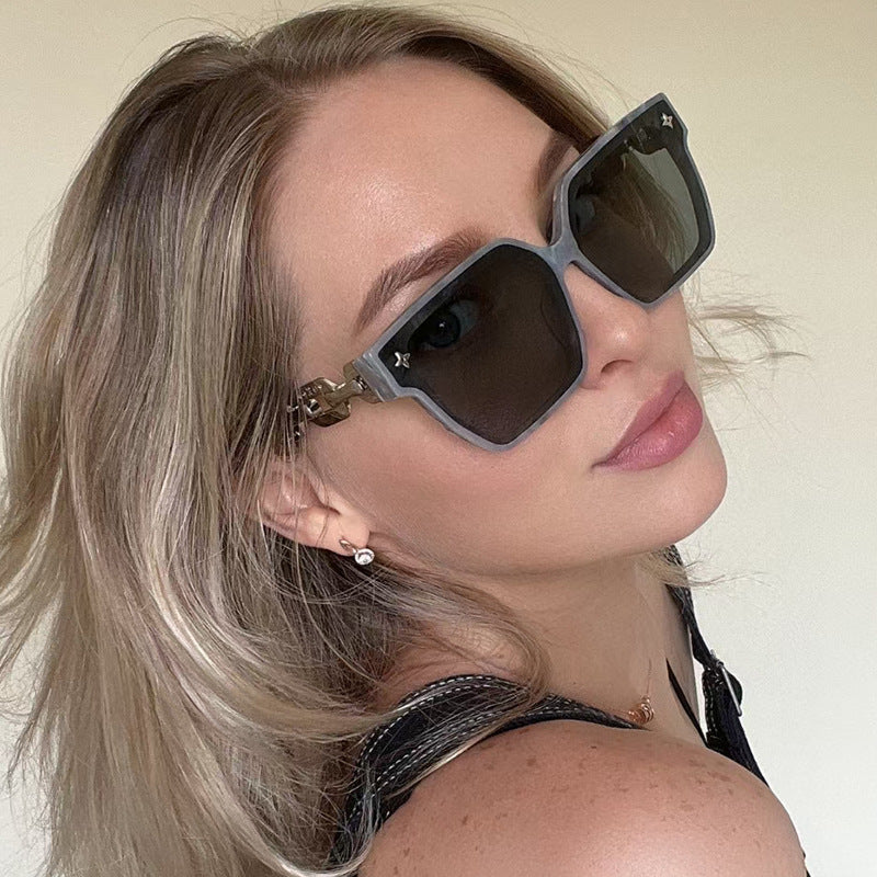 Damen modische oversized Sonnenbrille mit kombiniertem Rahmen Karnz