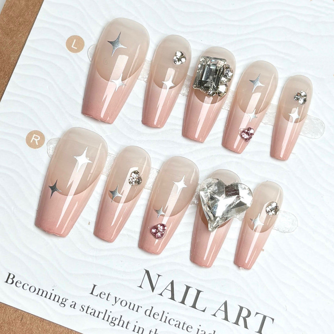 Glamouröse mit Sternen verzierte Press-On-Nagelset