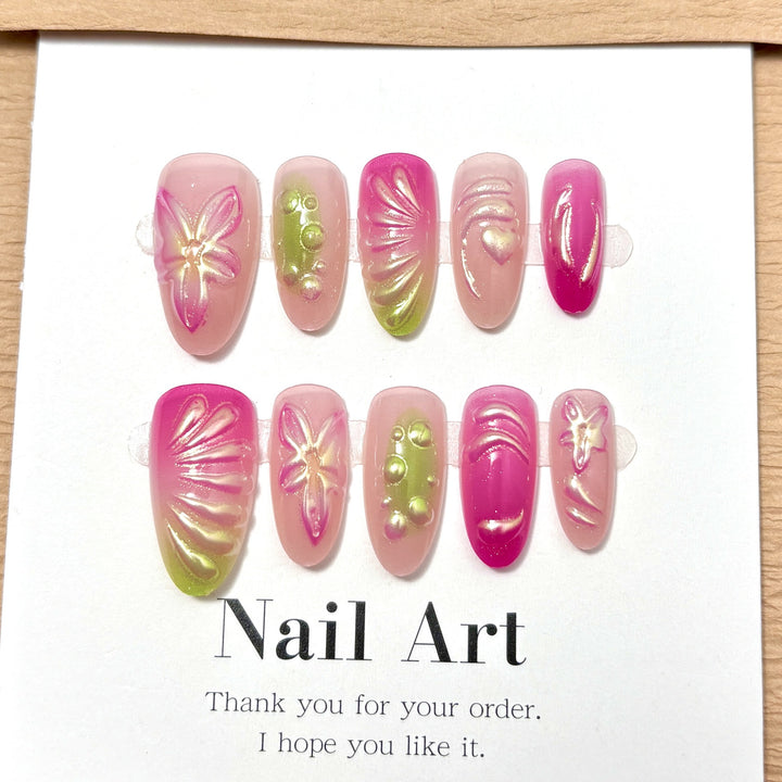 Künstlerische Nagelkunst Tipps 1790745833