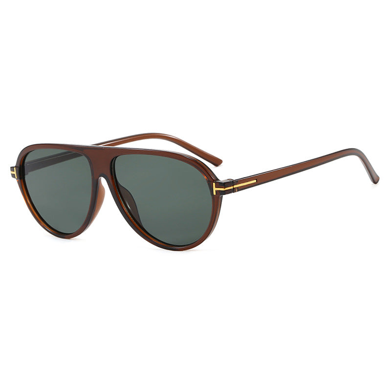 Damen stilvolle Sonnenbrille im aerodynamischen Design Karnz