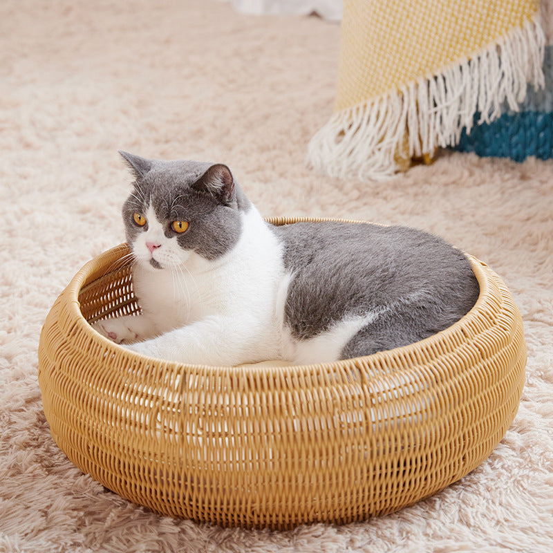Katzenbett mit Runder Rattandekoration Karnz