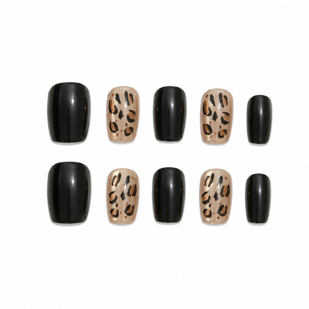 Stylische Animal Print Press-On Nägel Karnz