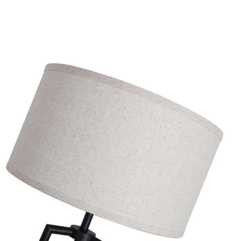Moderner minimalistischer Stehlampe mit Ablageflächen