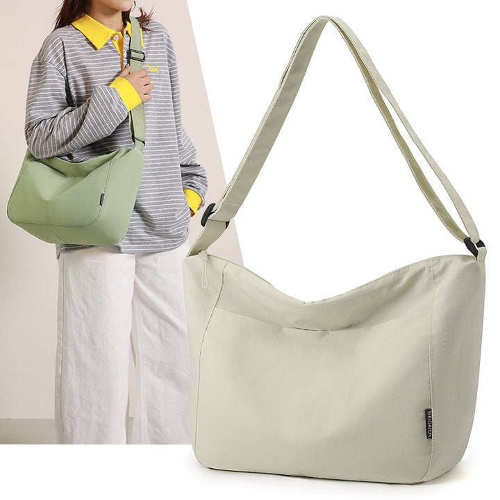 Zeitgenössische stilvolle Schultertasche Karnz