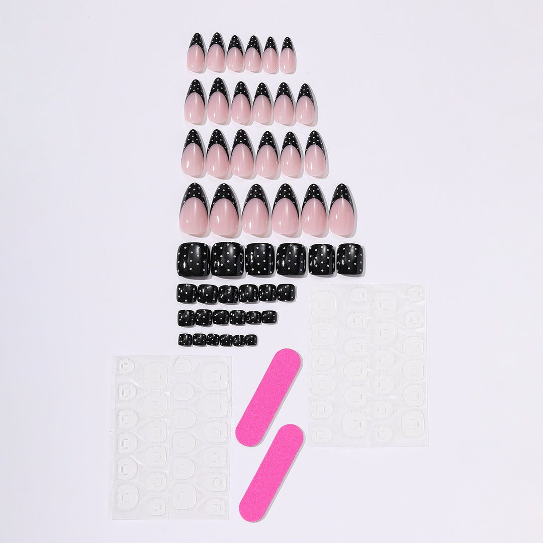 Glamouröse Kunstnägel mit einzigartigem Design Karnz