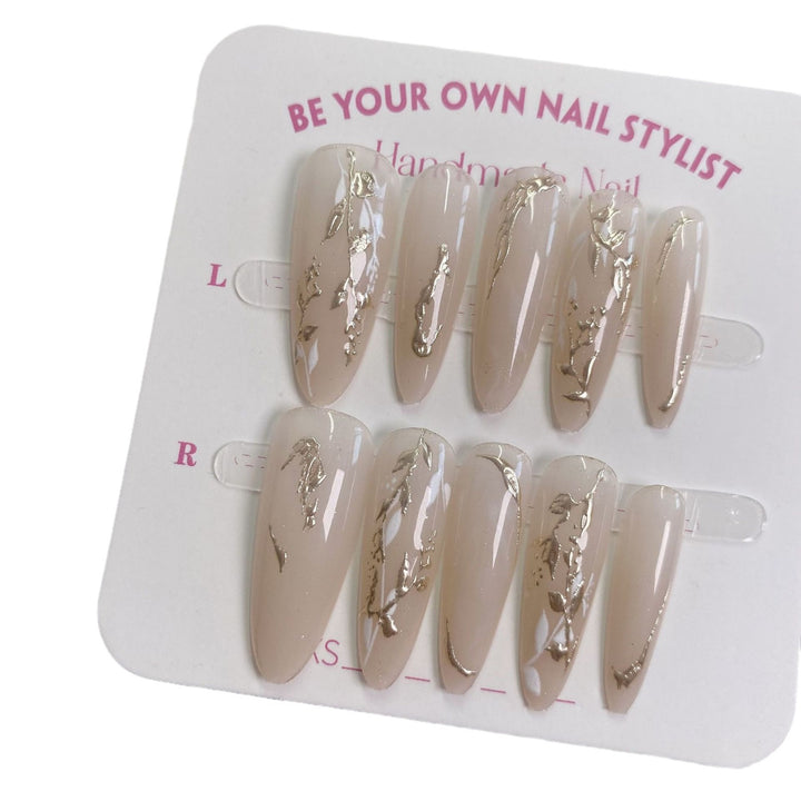 Dekorative Press-On Nagelkunstsets