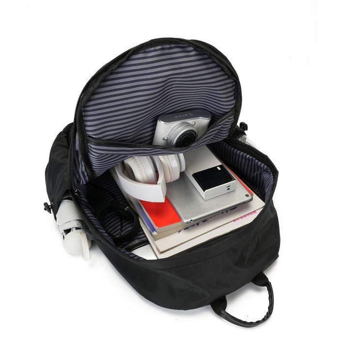 Multifunktionaler Rucksack mit Ergonomischen Tragegurten und Zahlreichen Fächern Karnz