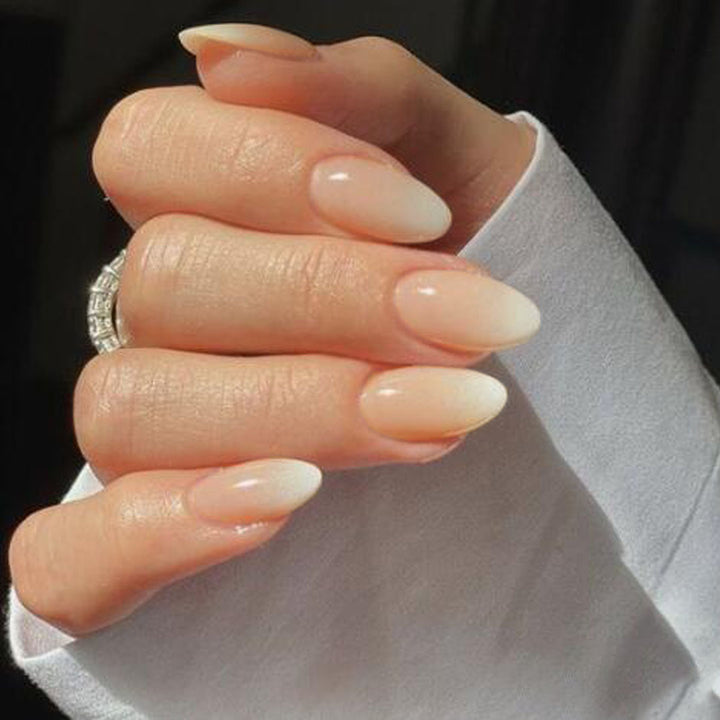 Elegante mandelförmige Press-On-Nagelset Karnz