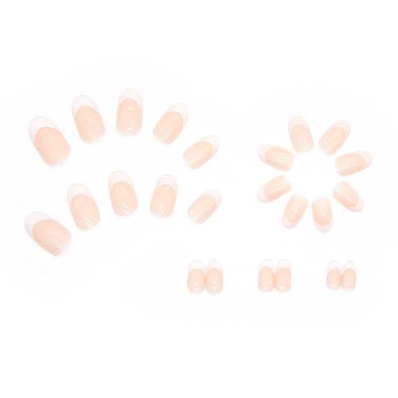 Stylische French Tip Acryl Nagelverlängerungen Karnz