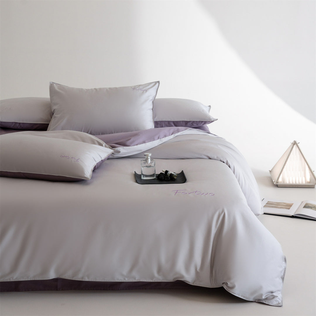 Wendbares Satin-Bettwäscheset mit feiner Ton-in-Ton-Stickerei