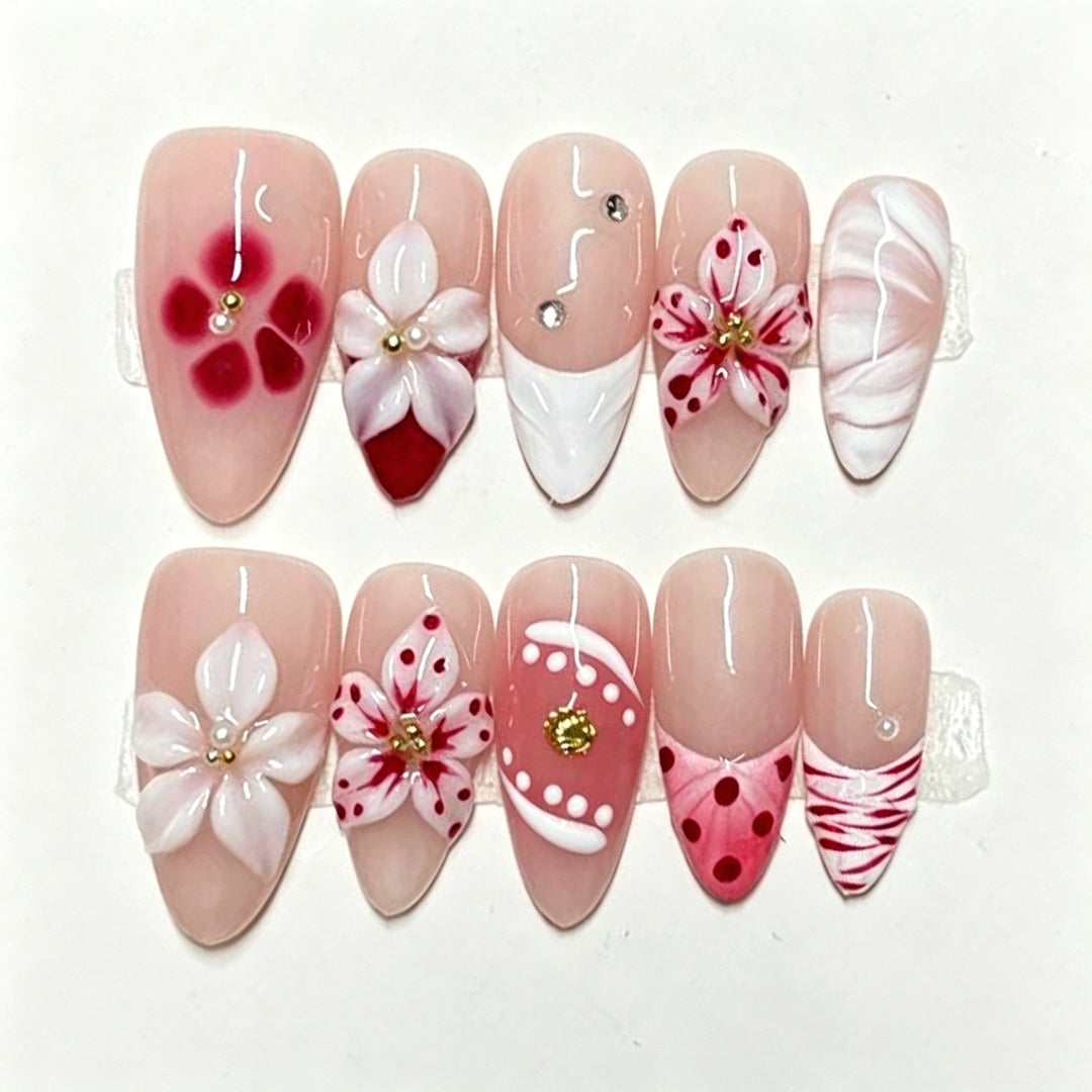 Handgemalte florale Press-On Nagelkunst Set