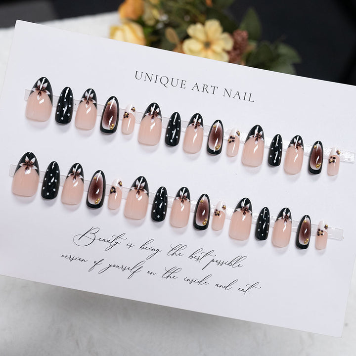 Künstlerisches Press-On-Nagelset