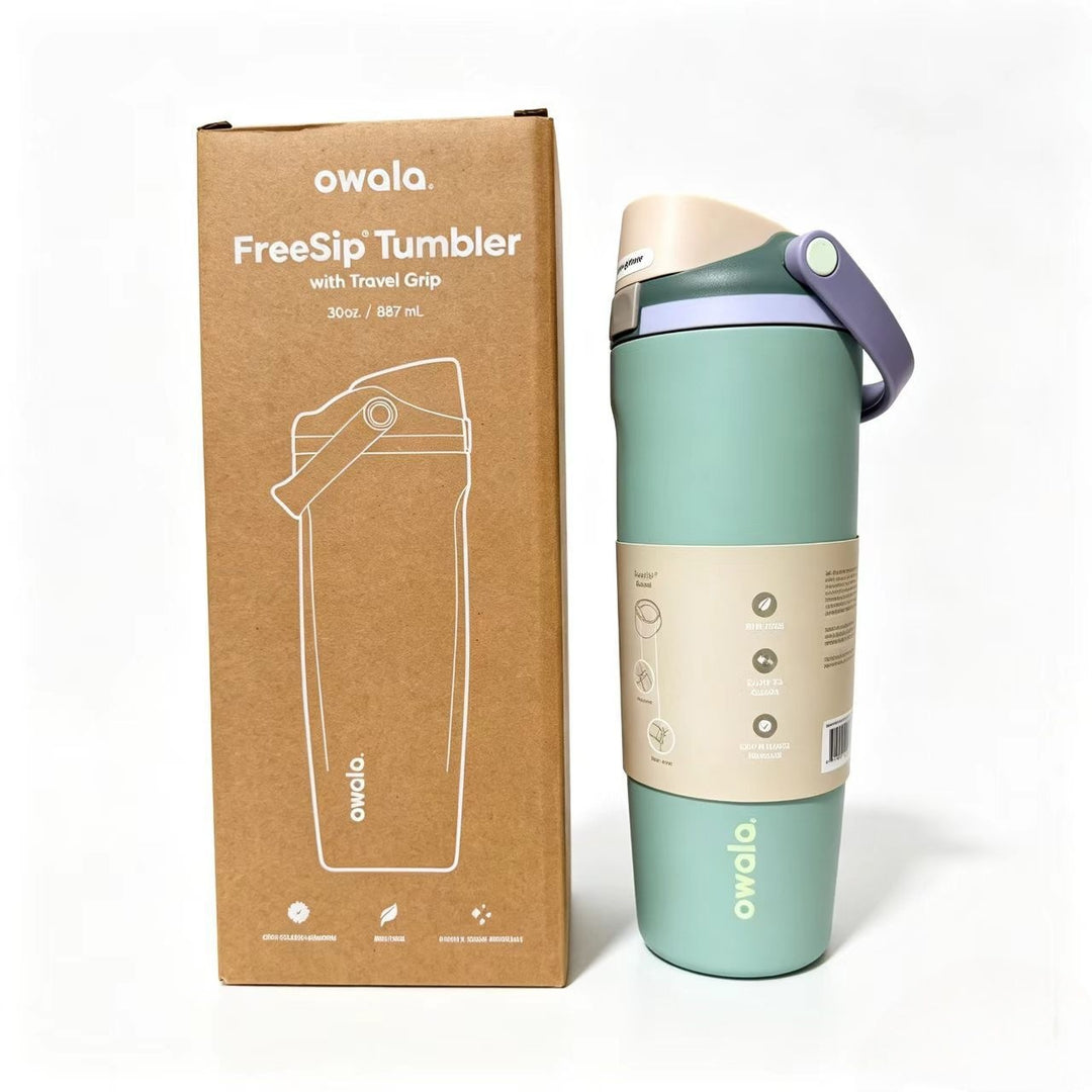 Unisex Trinktumbler mit integriertem Strohhalm und auslaufsicherem Design Karnz