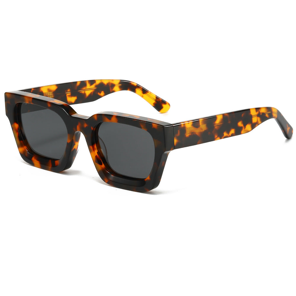 Damen designer Sonnenbrille mit modernem, quadratischem Rahmen und UV-Schutz Karnz