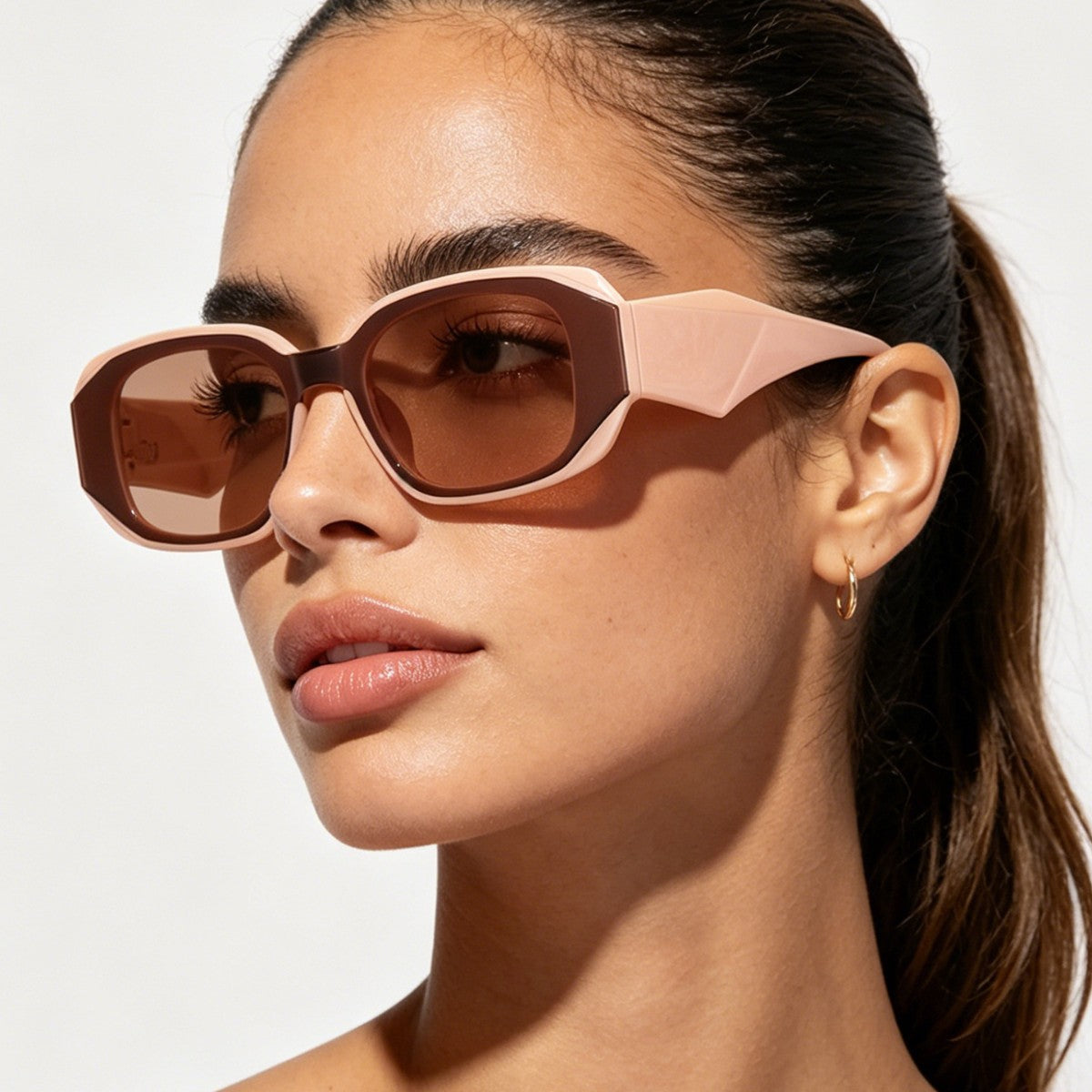 Damen modische Sonnenbrille im kantigen Design mit UV-Schutz Karnz