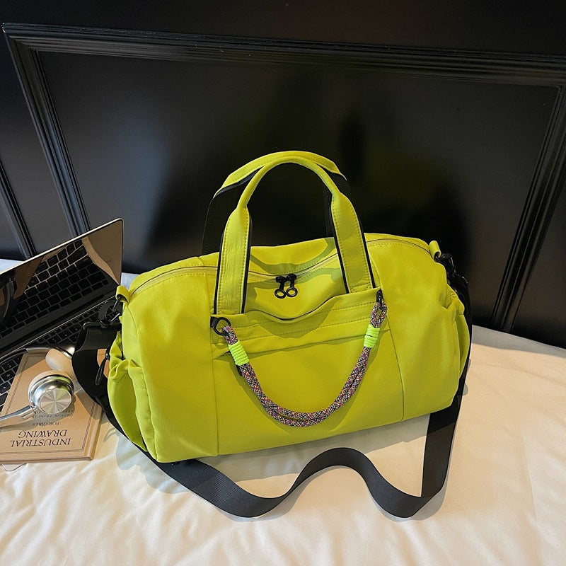 Vielseitige Reisetasche mit mehreren Taschen Karnz