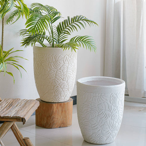 Eleganter Blumentopf mit strukturiertem Design Karnz