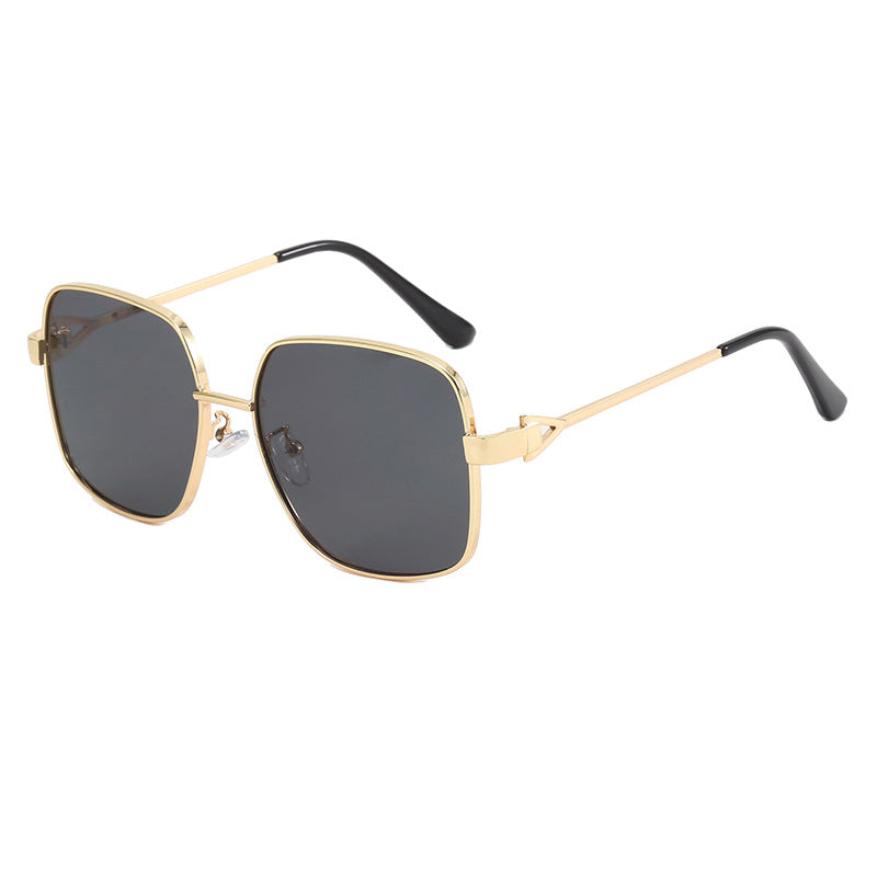 Damen quadratische Sonnenbrille mit modischem und robustem Gestell Karnz