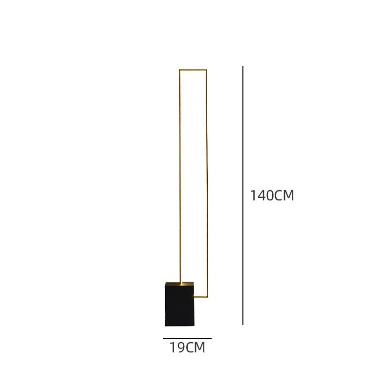 Minimalistische LED Stehlampe mit geometrischem Sockel