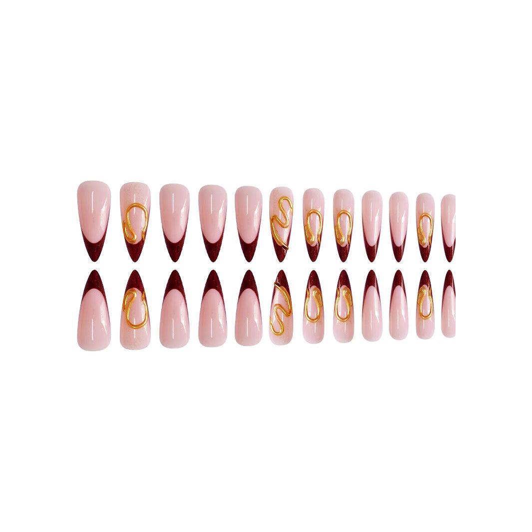 Künstlerisches Stiletto Press-On Nageldesign Karnz