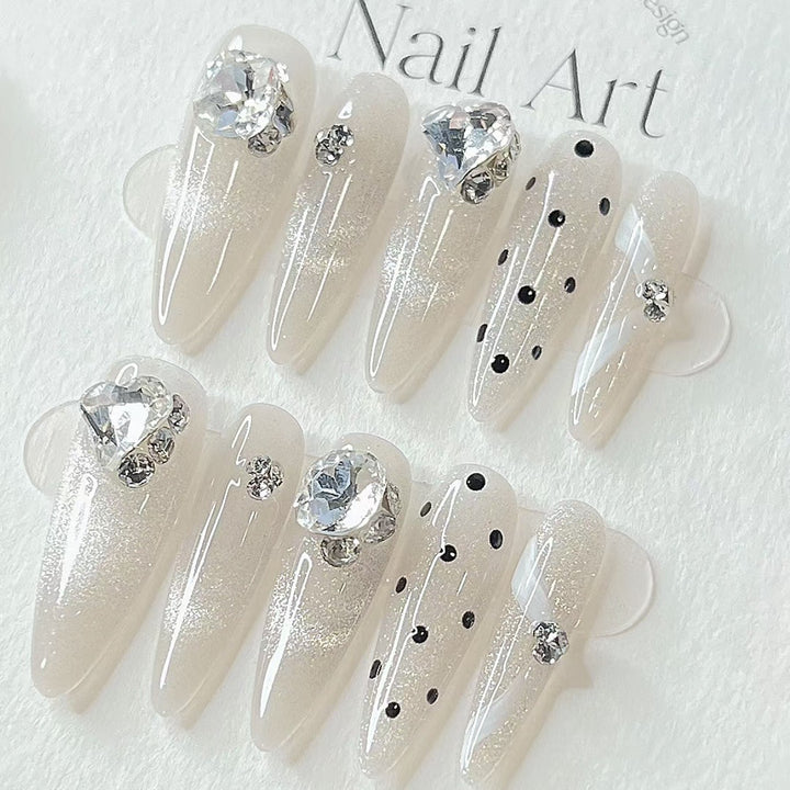 Kristall-besetztes Press-On Nagelset
