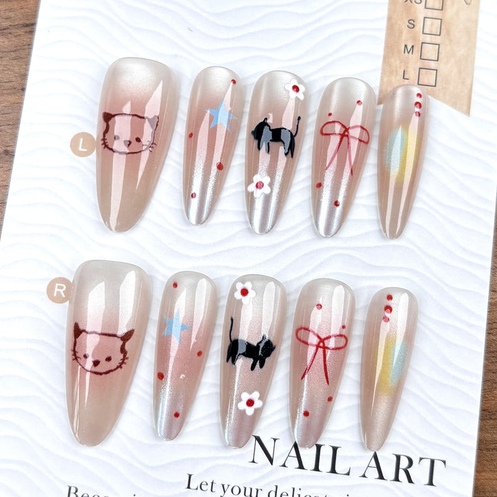 Künstlerisch inspiriertes Charakter-Themen Press-On Nagelkunst Set