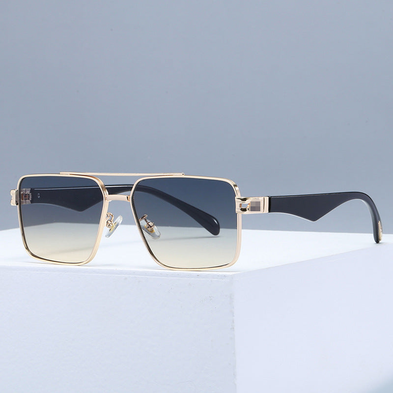 Damen Designer-Sonnenbrille mit extravagantem Metallrahmen Karnz