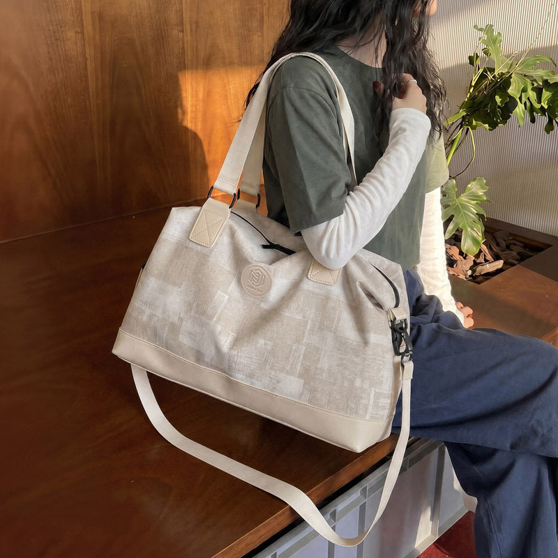 Geräumige multifunktionale Wochenendreisetasche Karnz
