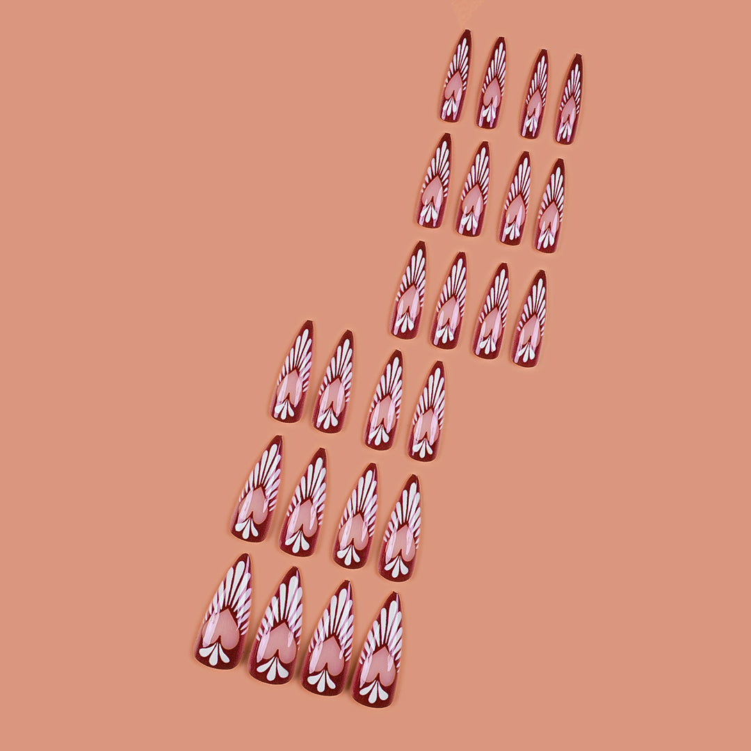 Herz-inspirierte Press-On Nagelkunstverlängerungen