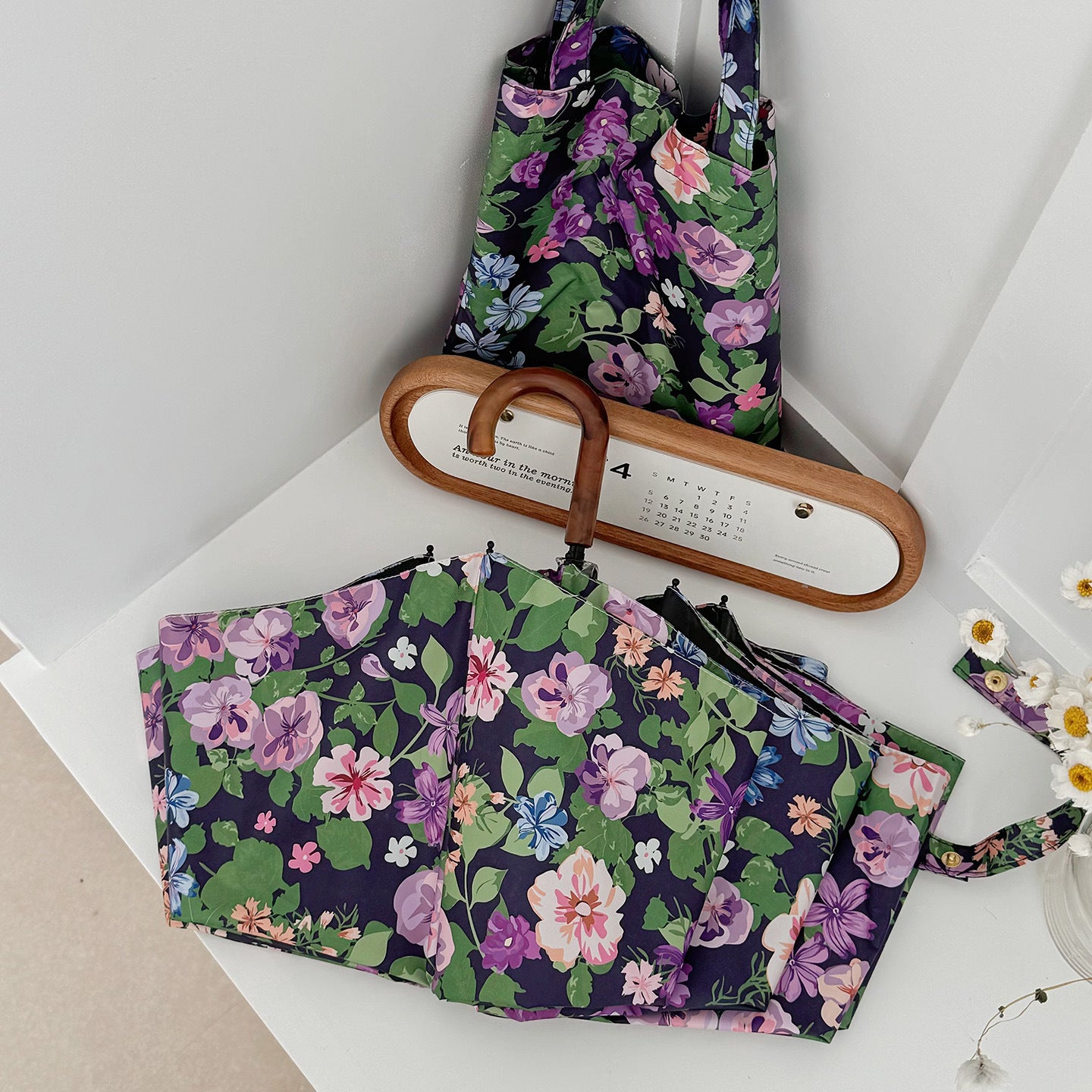 Damen Multifunktionale Umhängetasche mit floralem Design Karnz