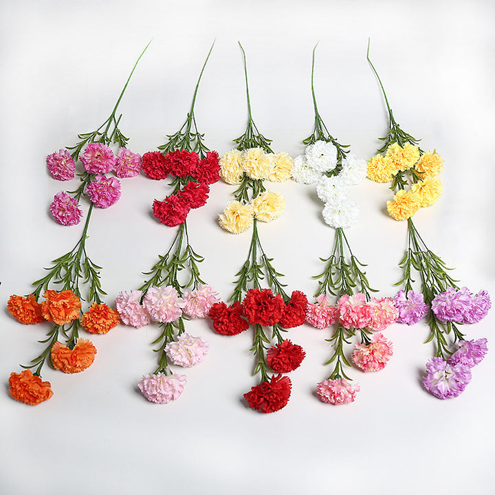 Realistischer Floralnelkenstrauß