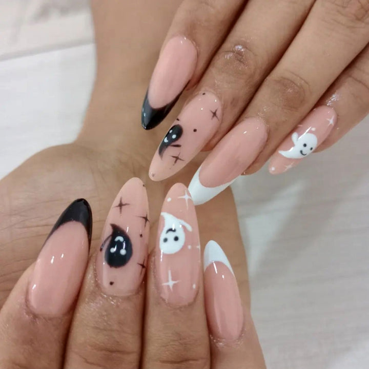 Kreatives Halloween-Themen Press-On Nagelset Karnz