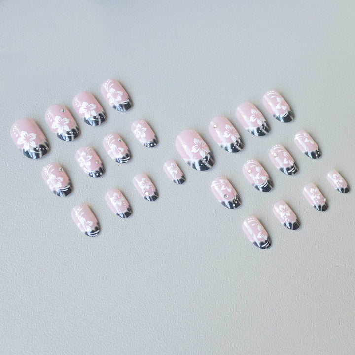 Elegantes Floral Nail Art Design Set