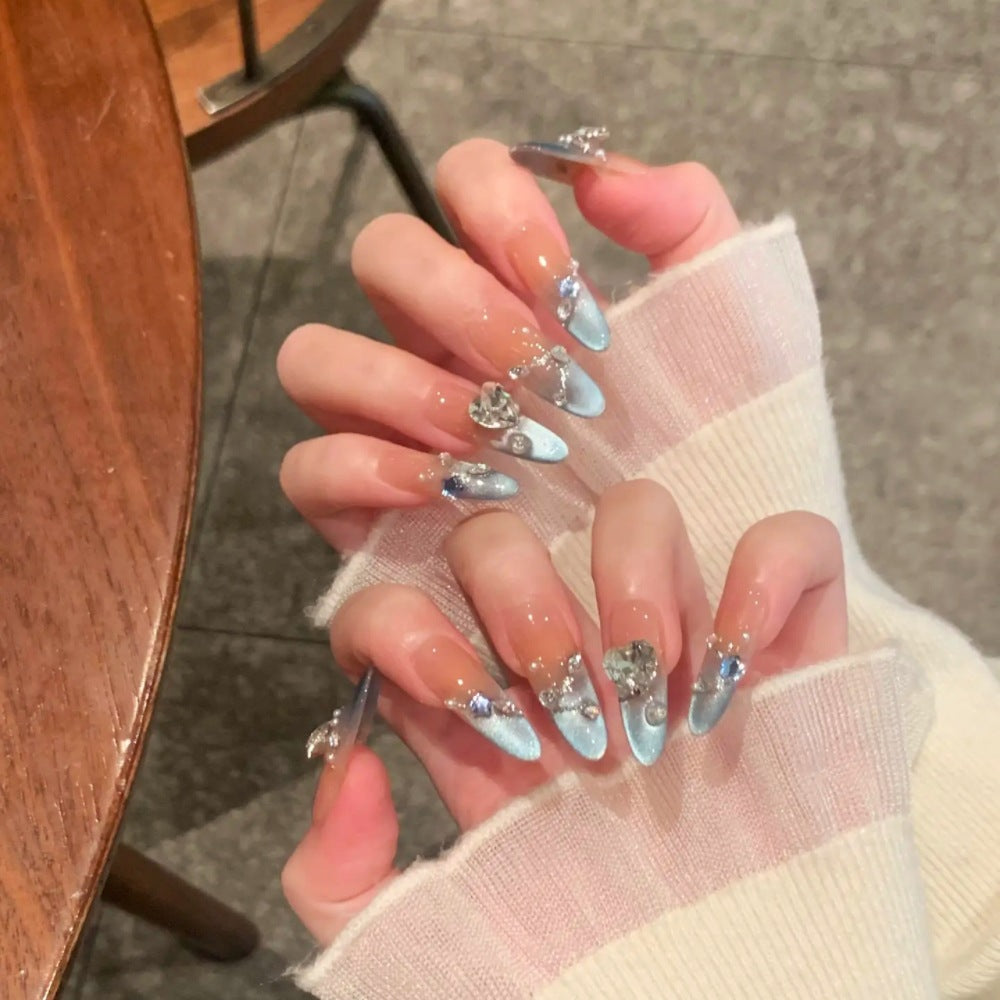 Künstlerisches Langes Stiletto Press-On Nagelset Karnz