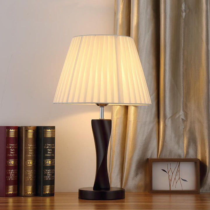 Moderne Twist Tischlampe