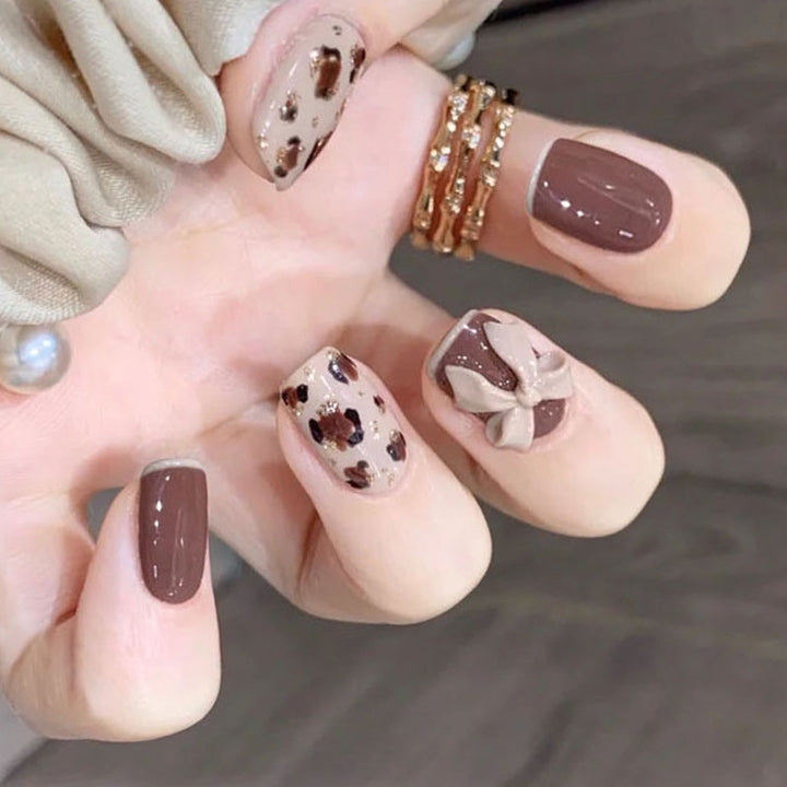 Dekoratives Nagelkunst-Set