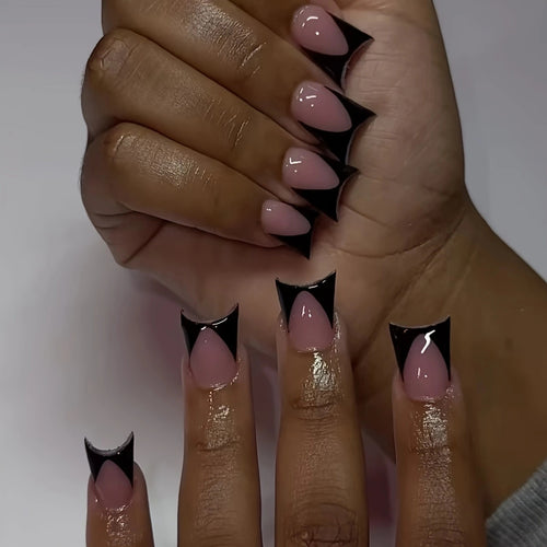 Trendy Stiletto Nagelkunst Karnz