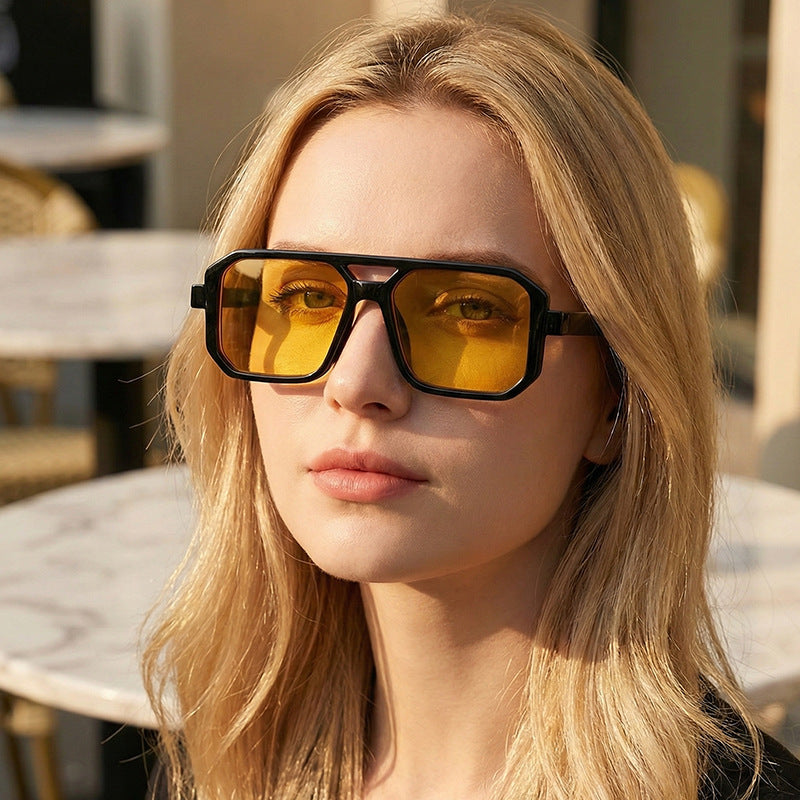 Damen Geometrische Sonnenbrille mit stylischem Muster Karnz